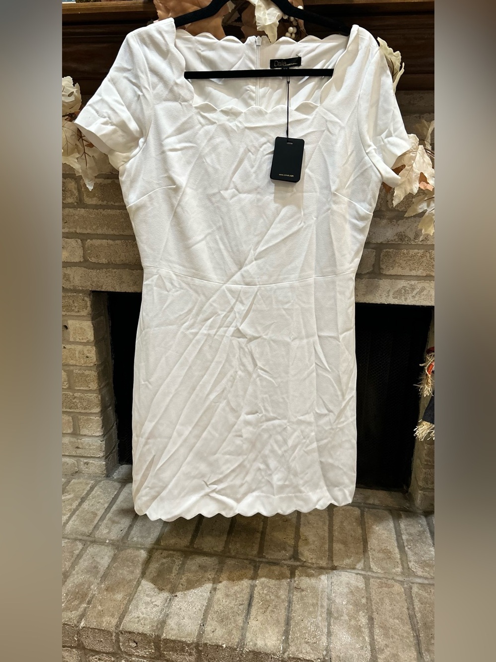 Dalia White Short Sleeve Scallop-Hem Dress